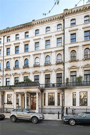 1 Bedroom Flat For Sale In Ennismore Gardens, London, SW7