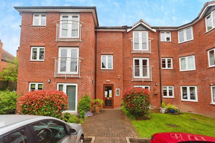 1 Bedroom Apartment For Sale In Stratford Road, Hall Green, Birmingham, B28