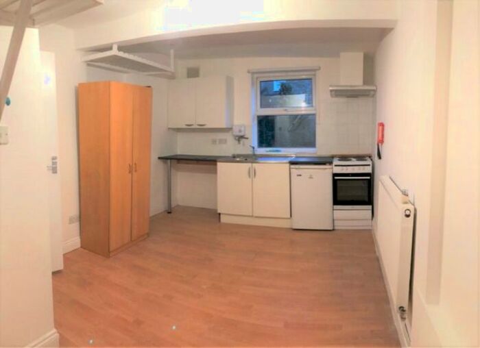 1 Bedroom Property To Rent In Evering Road, London, N16
