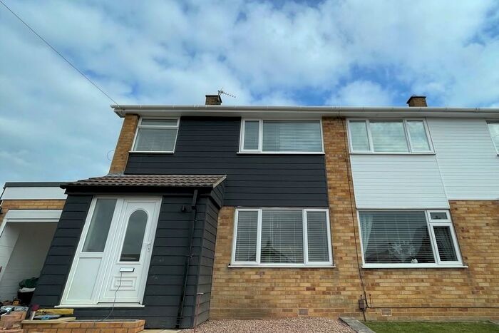 3 Bedroom Semi-Detached House To Rent In Elgin Drive, Melton Mowbray, LE13