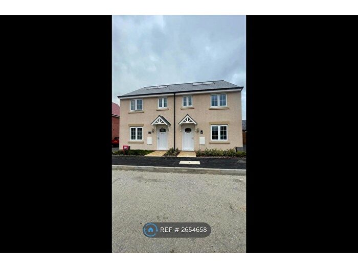3 Bedroom Semi-Detached House To Rent In Wilmslow Close, Gloucester, GL3