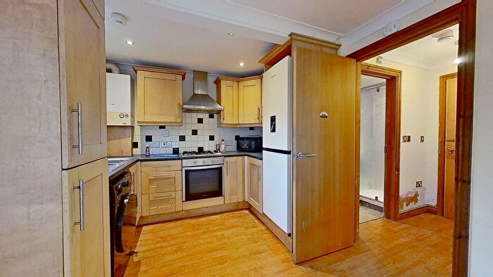 1 Bedroom Flat For Sale In Flat Llys Newydd, Tir Einon, Llanelli, Dyfed, SA14