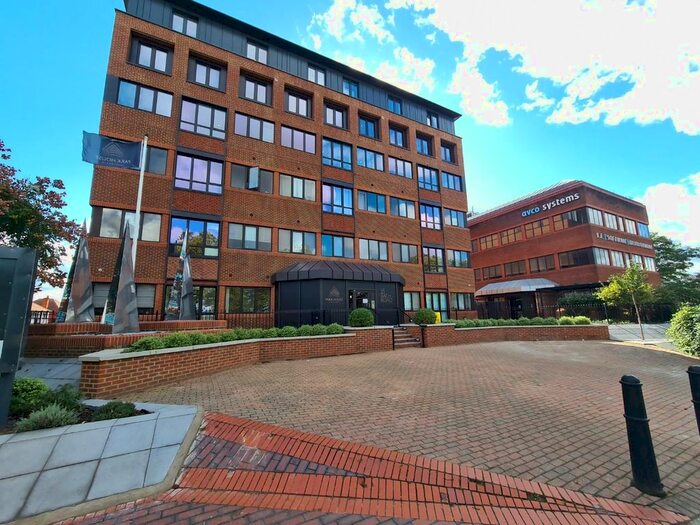 2 Bedroom Flat To Rent In Park House, Bath Road, Slough SL1