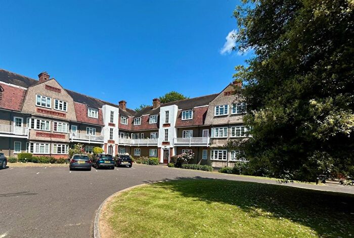 2 Bedroom Flat To Rent In Upminster Road, Hornchurch, RM11