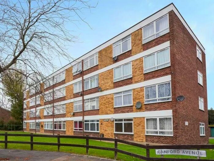 2 Bedroom Flat To Rent In Canford Avenue, Northolt, UB5