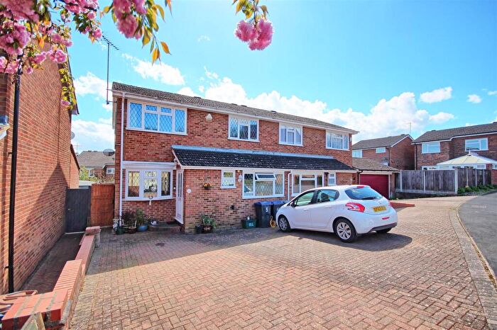 4 Bedroom Semi-Detached House For Sale In Greyfriars - Ware, SG12