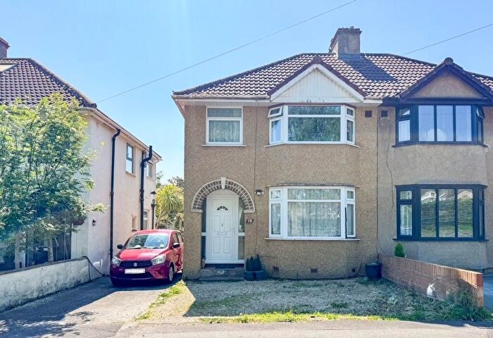 3 Bedroom Semi-Detached House For Sale In Southsea Road, Patchway, Bristol, BS34