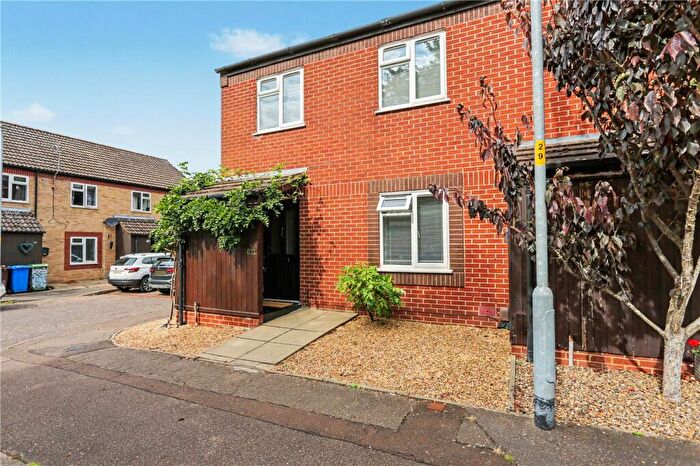 3 Bedroom End Of Terrace House For Sale In Plantsman Close, Norwich, Norfolk, NR2