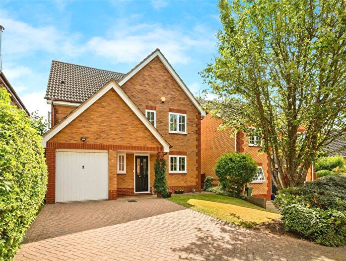 4 Bedroom Detached House For Sale In Creslow Way, Stone, Aylesbury, HP17