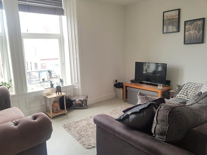 1 Bedroom Flat To Rent In Heaton Road, Heaton, Newcastle Upon Tyne, NE6