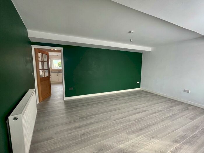 3 Bedroom House To Rent In Smithcourt Drive, Little Stoke, Bristol, BS34