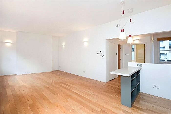 1 Bedroom Apartment For Sale In St John Street, EC1V