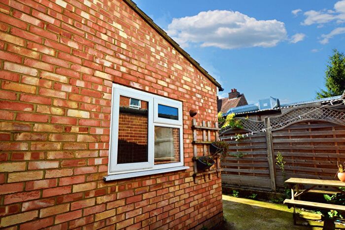 1 Bedroom Flat To Rent In Arthur Road, St Albans, AL1