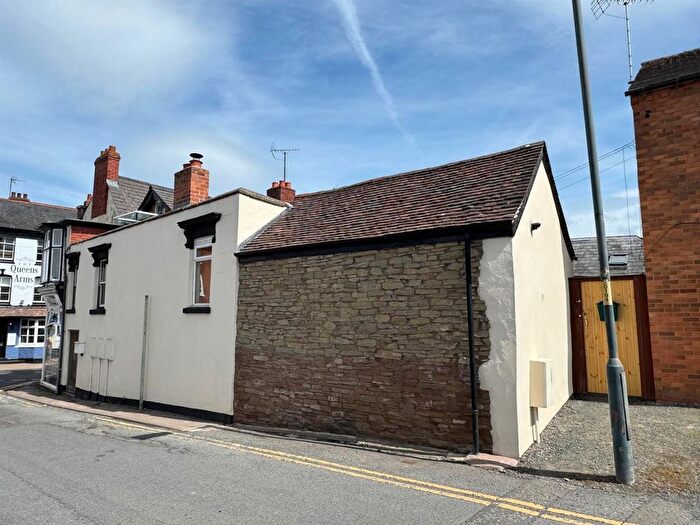 2 Bedroom Property For Sale In New Road, Bromyard, HR7