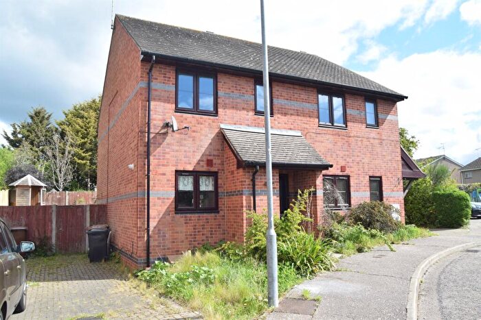 2 Bedroom Semi-Detached House For Sale In Nelson Grove, Chelmsford, CM1