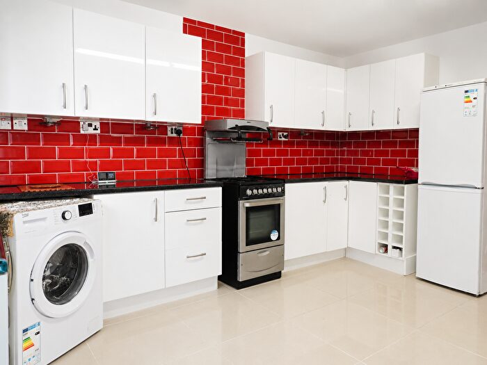 4 Bedroom Terraced House To Rent In Mandela Street, London, SW9