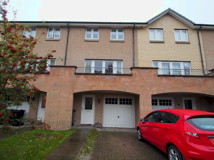 5 Bedroom Town House To Rent In Frater Place, Aberdeen, AB24