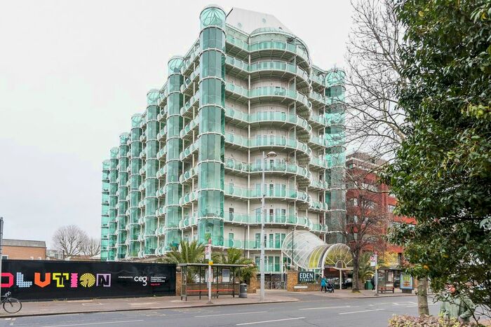 2 Bedroom Flat To Rent In Uxbridge Road, London, W5