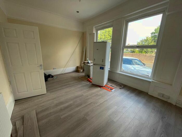 4 Bedroom Semi-Detached House To Rent In Forest Lane, London, E7