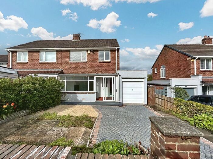 3 Bedroom Semi-Detached House For Sale In Stella Hall Drive, Blaydon, Blaydon-on-Tyne, Tyne And Wear, NE21