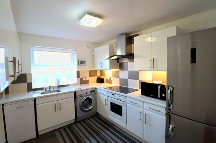 3 Bedroom Apartment To Rent In Pocklington Close, London, NW9
