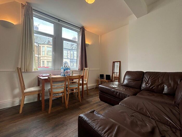 5 Bedroom End Of Terrace House To Rent In Malefant Street, Cathays, CF24