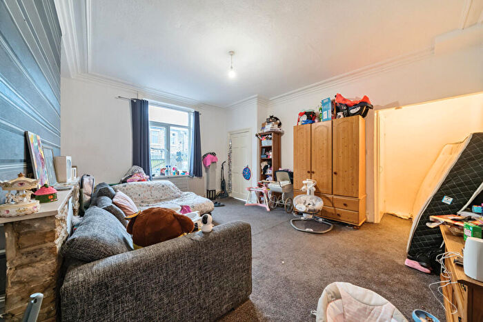 2 Bedroom Terraced House For Sale In Beech Street, Elland, HX5