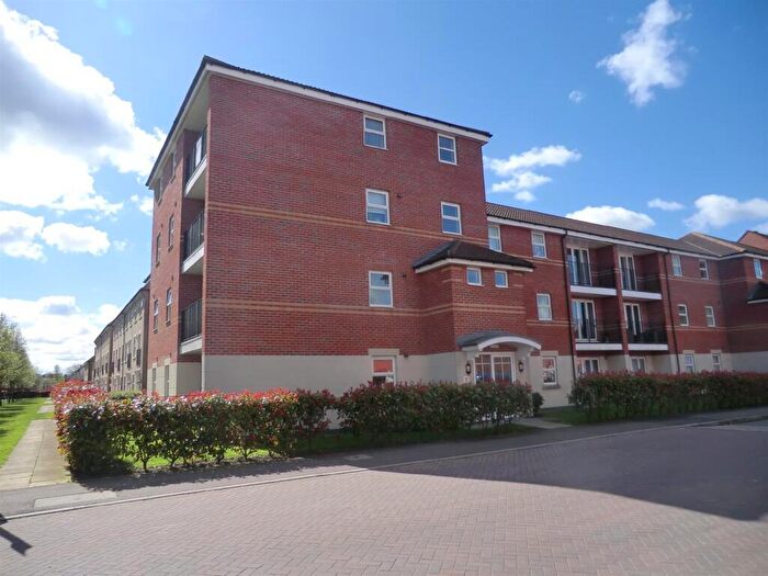 2 Bedroom Apartment To Rent In Goldstraw Lane, Fernwood, NG24