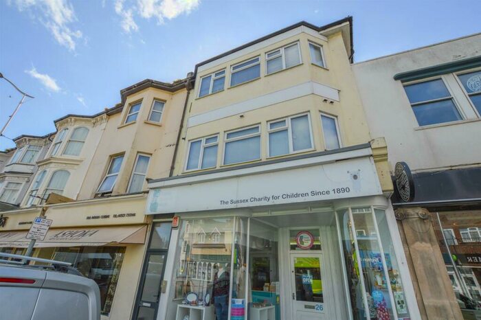 2 Bedroom Flat To Rent In Cornfield Road, Eastbourne, BN21