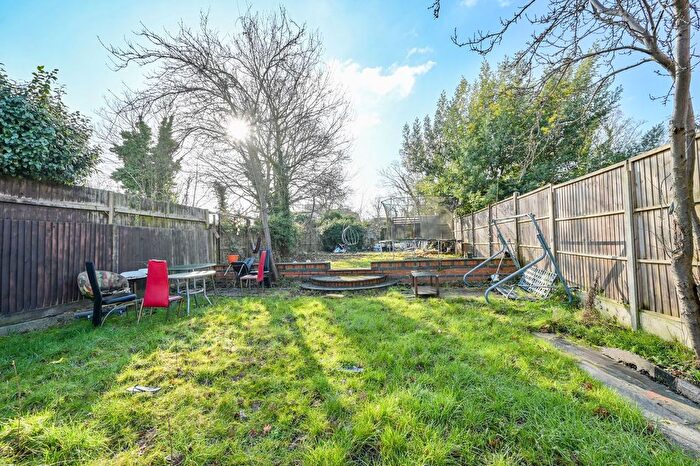 4 Bedroom Semi Detached House For Sale In Rossall Crescent, West Twyford, London, NW10