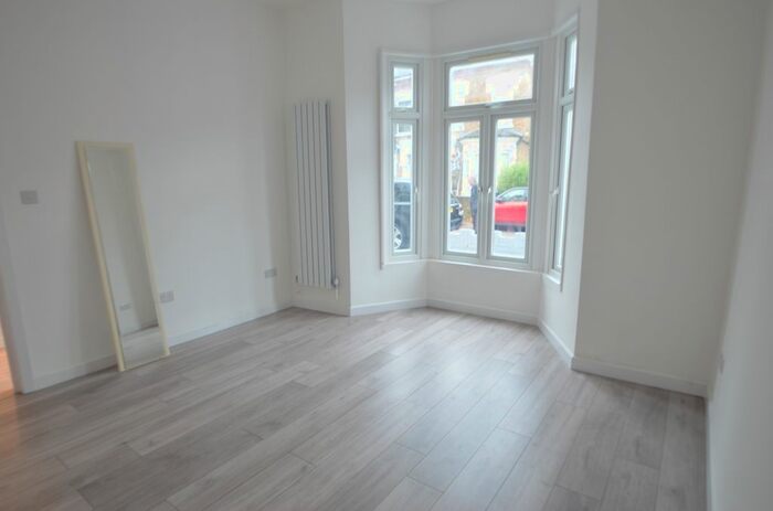 4 Bedroom Terraced House To Rent In Newlyn Road, Tottenham, N17