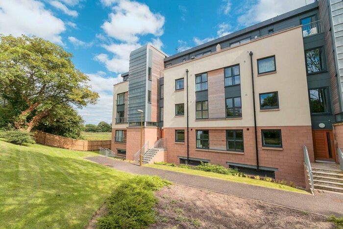 3 Bedroom Flat To Rent In Pinkhill Park, Edinburgh EH12