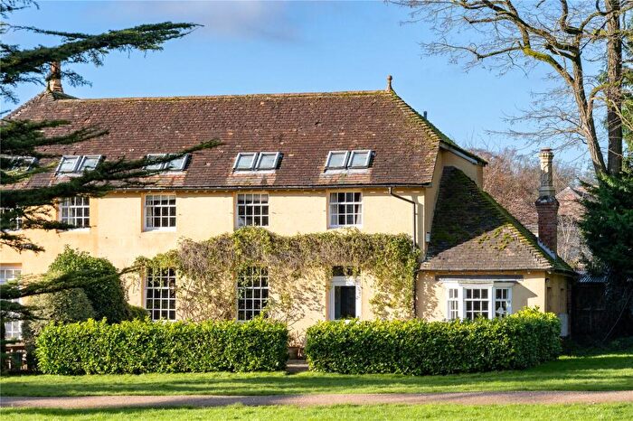 3 Bedroom House For Sale In Wyke Hall, Wyke, Gillingham, SP8