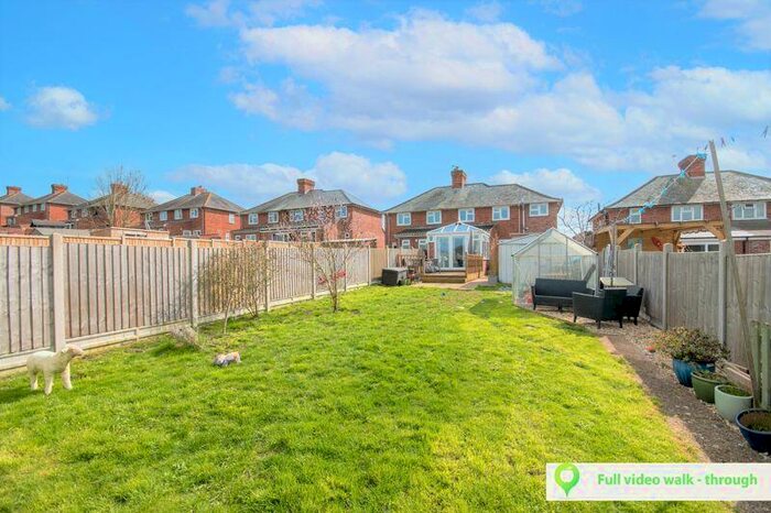 3 Bedroom Semi-Detached House For Sale In South View, Barwick, BA22