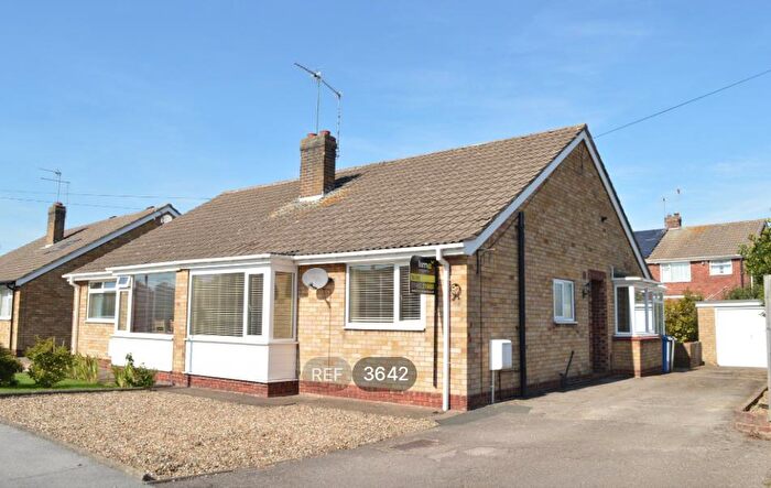2 Bedroom Semi-Detached Bungalow To Rent In , Molescroft Park, Beverley, HU17