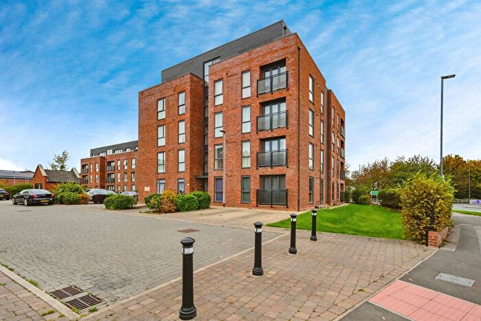 2 Bedroom Apartment For Sale In Somerset Close, Derby, DE22