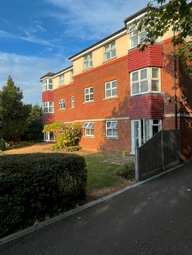 2 Bedroom Flat To Rent In Carlton Road, Sidcup, DA14