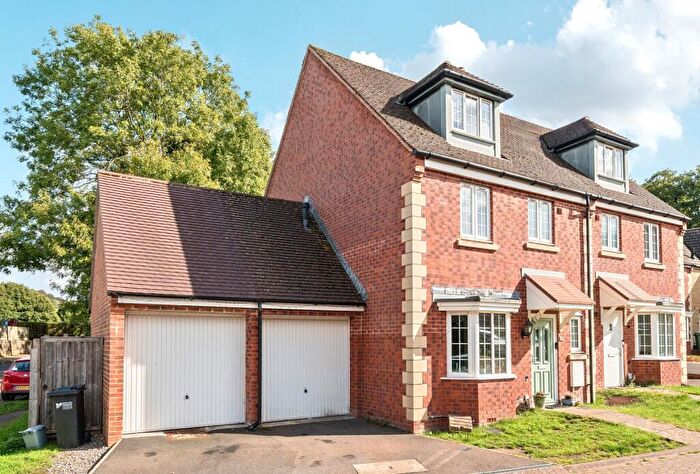 4 Bedroom Semi-Detached House For Sale In Parsons Close, Dursley, Gloucestershire, GL11