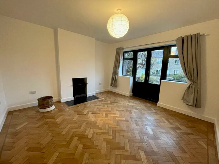 2 Bedroom Detached Bungalow To Rent In Islip, Oxfordshire, OX5