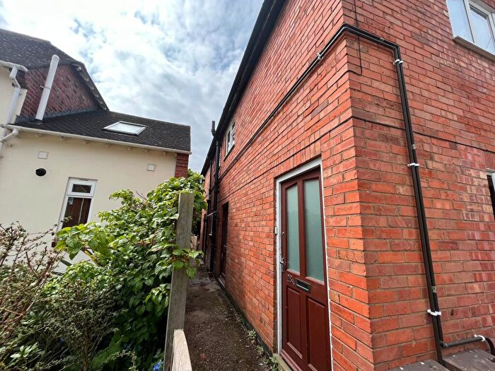 2 Bedroom Maisonette To Rent In New Street, Stratford-upon-Avon, CV37