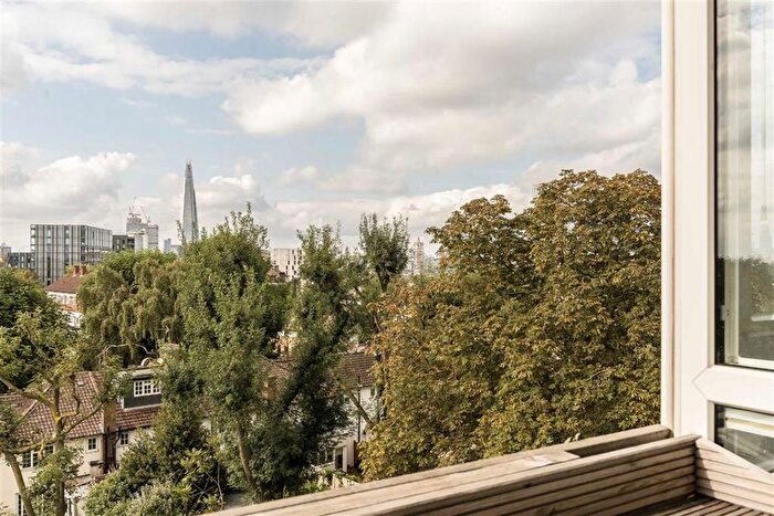 2 Bedroom Flat For Sale In Cherry Garden Street, London, SE16