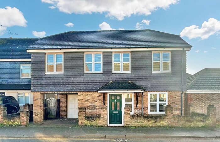 4 Bedroom Detached House To Rent In Stoke Road, Hoo, Kent., ME3