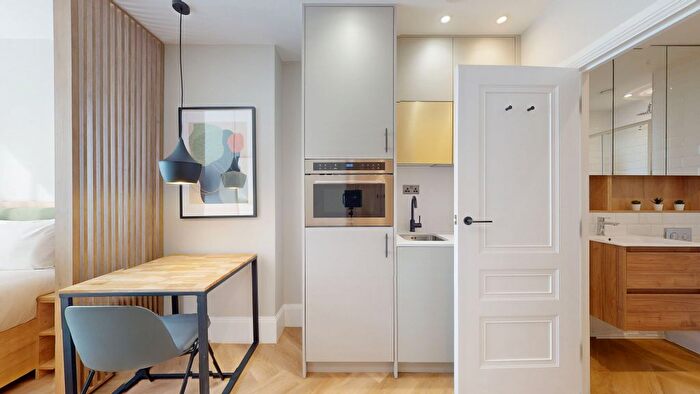 Studio To Rent In London, SW3