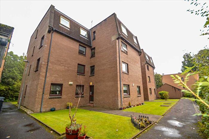 2 Bedroom Apartment To Rent In Nethan Gate, Hamilton, ML3