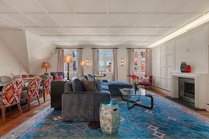 3 Bedroom Flat For Sale In Mount, Mount Street, Mayfair, W1K