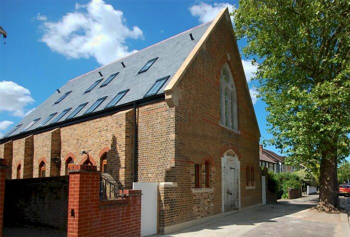 3 Bedroom Semi-Detached House To Rent In Church Street, Hampton, TW12