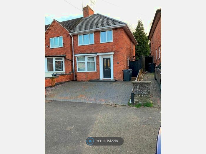 3 Bedroom End Of Terrace House To Rent In Haunch Lane, Birmingham, B13