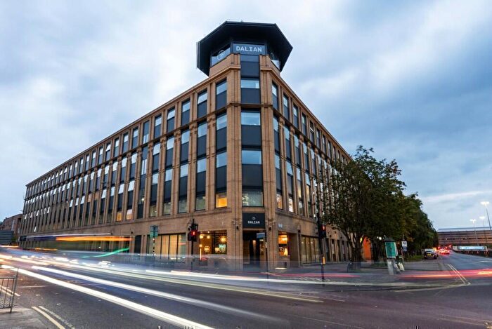 1 Bedroom Apartment To Rent In Dalian, St. Vincent Street, Glasgow, G3