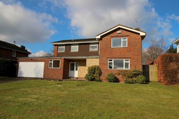 4 Bedroom Detached House To Rent In Chartway, Sevenoaks, TN13
