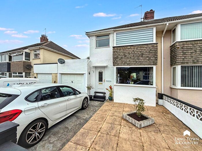 3 Bedroom Semi Detached House For Sale In Broomfield Drive, Hooe, Plymouth., PL9